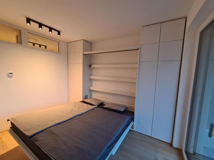 Neu, Zentral, Schoen, Bergblick, Suedterrasse Freilassing Extérieur photo