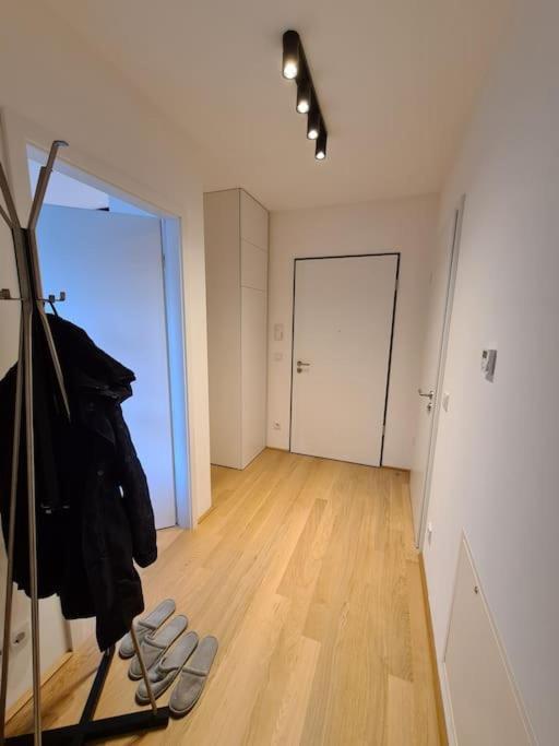 Neu, Zentral, Schoen, Bergblick, Suedterrasse Freilassing Extérieur photo